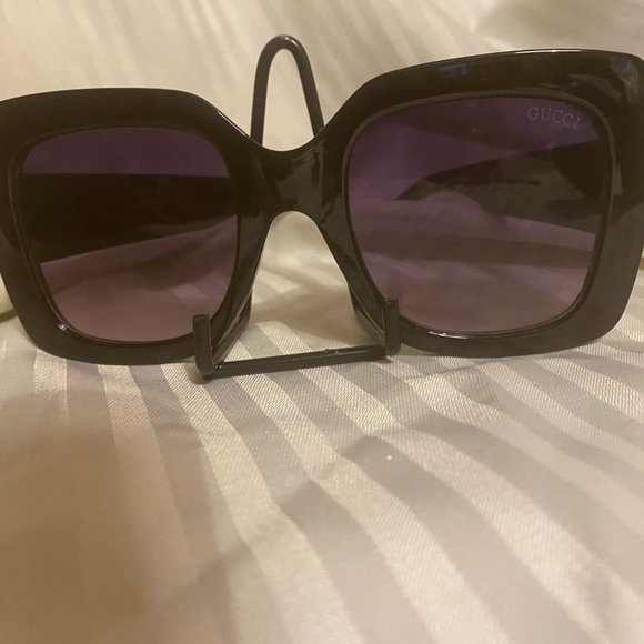 Authentic Oversized Gucci GG0083 Black Sunglasses main image 4